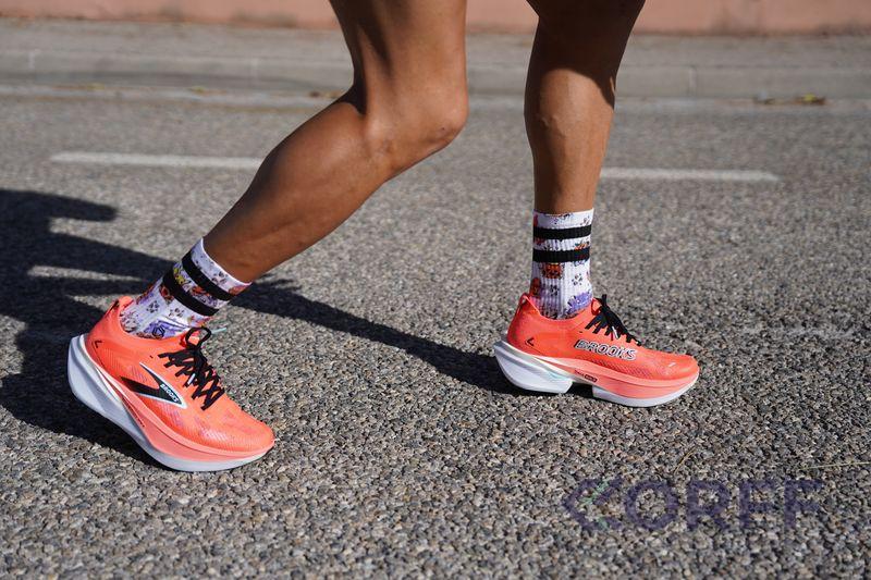 brooks hyperion max 3